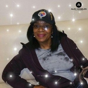 Meet your Posher, Angela